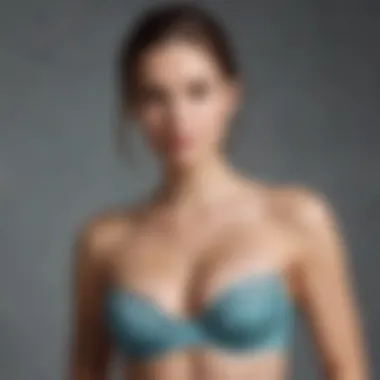 Elegant design of a no padding strapless bra