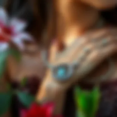 Natural Elegance: Aesthetic Presentation Aesthetic presentation of the necklace among natural elements