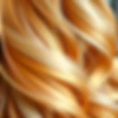 Color Gradient in Ombre Blonde Wigs A close-up of ombre transition in blonde wig fibers, highlighting color gradient.